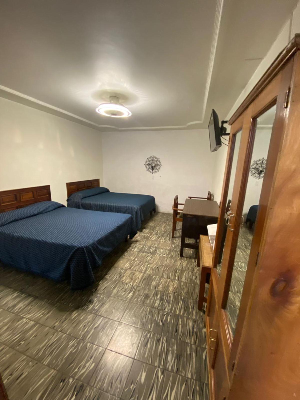 Hotel Flamingos De シウダード・グスマン エクステリア 写真